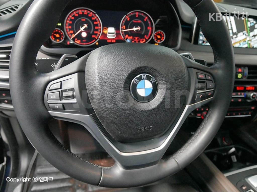 2017 BMW X5 F15  XDRIVE 30D M SPORT - 8