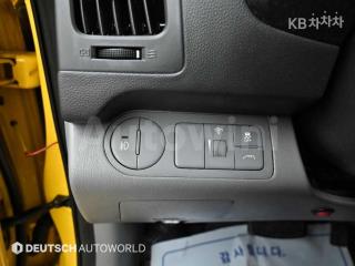 2014 HYUNDAI GRAND STAREX H-1 12 SEATS - 17