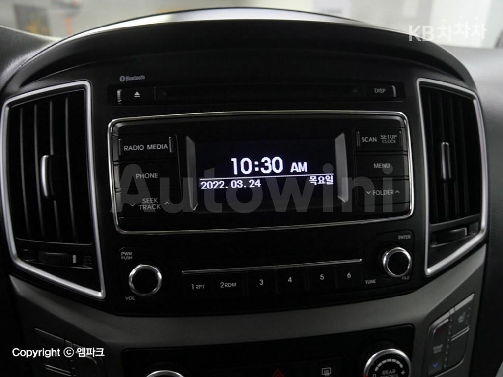 2018 HYUNDAI GRAND STAREX H-1 CHILD PROTECTIVE VEHICLE DELUXE - 12
