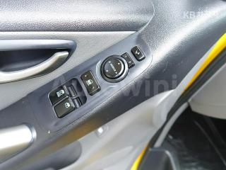 2014 HYUNDAI GRAND STAREX H-1 12 SEATS - 13