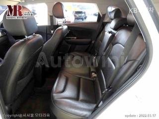 KNACB81CGHA001585 2017 KIA NIRO 1.6 LUXURY-5