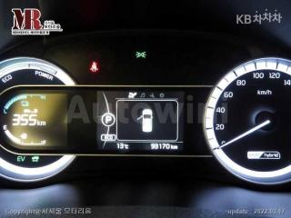 2017 KIA NIRO 1.6 LUXURY - 9