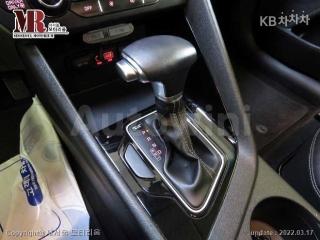 2017 KIA NIRO 1.6 LUXURY - 11