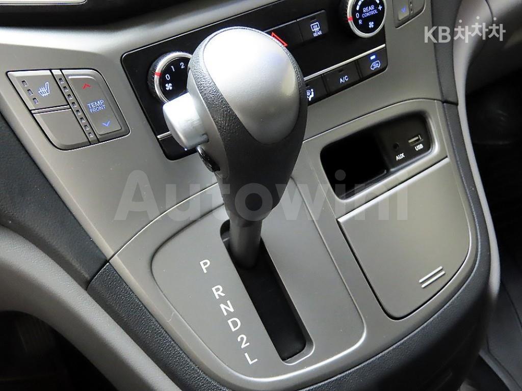 2019 HYUNDAI  GRAND STAREX LPI 어린이버스 15 SEATS - 10