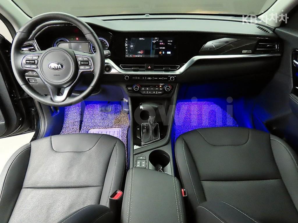 2021 KIA  NIRO 1.6 HEV PRESTIGE - 9