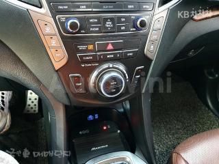 2017 HYUNDAI  MAXCRUZ DIESEL(E-VGT)R2.2 2WD 파이니스트 EDITION 6 SEATS - 12