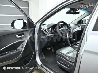 KMHSR81XDHU233592 2017 HYUNDAI  MAXCRUZ DIESEL(E-VGT)R2.2 4WD PRESTIGE 7 SEATS-4