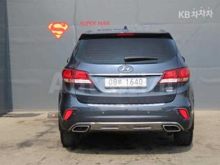 KMHSR81XDHU263070 2017 HYUNDAI  MAXCRUZ DIESEL(E-VGT)R2.2 4WD 파이니스트 EDITION 7 SEATS-2