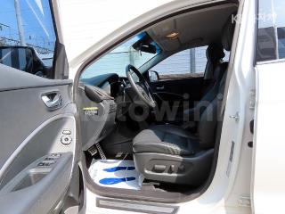 KMHSR81XDJU287063 2018 HYUNDAI  MAXCRUZ DIESEL(E-VGT)R2.2 4WD PRESTIGE 6 SEATS-4