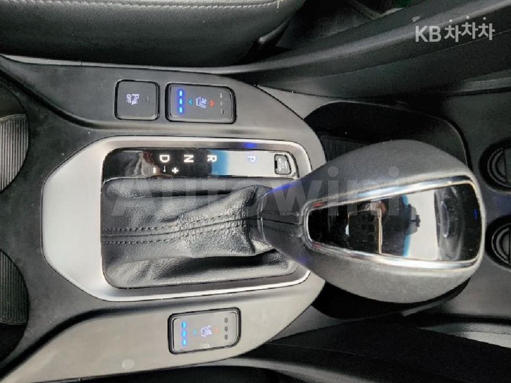 2016 HYUNDAI  MAXCRUZ GASOLINE(람다)3.3V6 GDI 2WD EXCLUSIVE 6 SEATS - 26