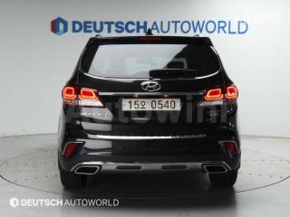 KMHSR81XDHU211764 2017 HYUNDAI  MAXCRUZ DIESEL(E-VGT)R2.2 4WD 파이니스트 EDITION 7 SEATS-3