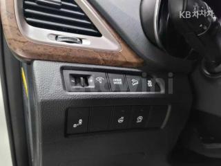 2018 HYUNDAI  MAXCRUZ DIESEL(E-VGT)R2.2 2WD PRESTIGE 6 SEATS - 18