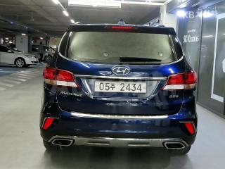 KMHSR81XBHU240701 2017 HYUNDAI  MAXCRUZ DIESEL(E-VGT)R2.2 2WD 파이니스트 EDITION 6 SEATS-4