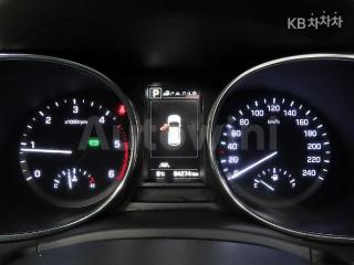 2017 HYUNDAI  MAXCRUZ DIESEL(E-VGT)R2.2 2WD 파이니스트 EDITION 6 SEATS - 9