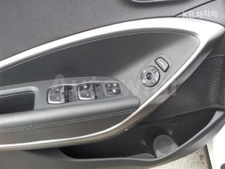 2017 HYUNDAI  MAXCRUZ DIESEL(E-VGT)R2.2 2WD EXCLUSIVE 6 SEATS - 12