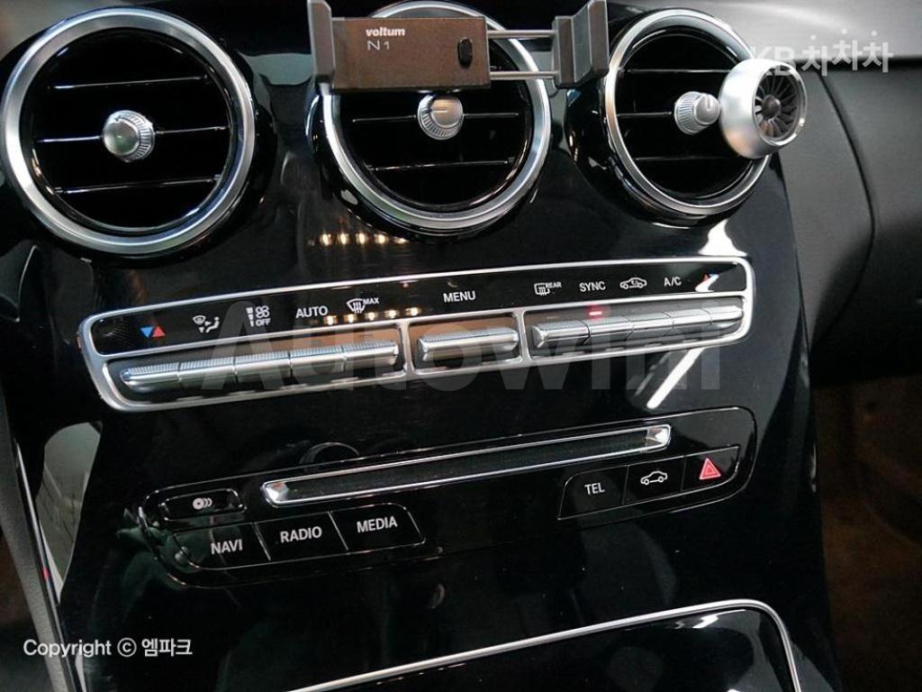 2017 MERCEDES BENZ  C-CLASS C220 CDI W204 SE - 12
