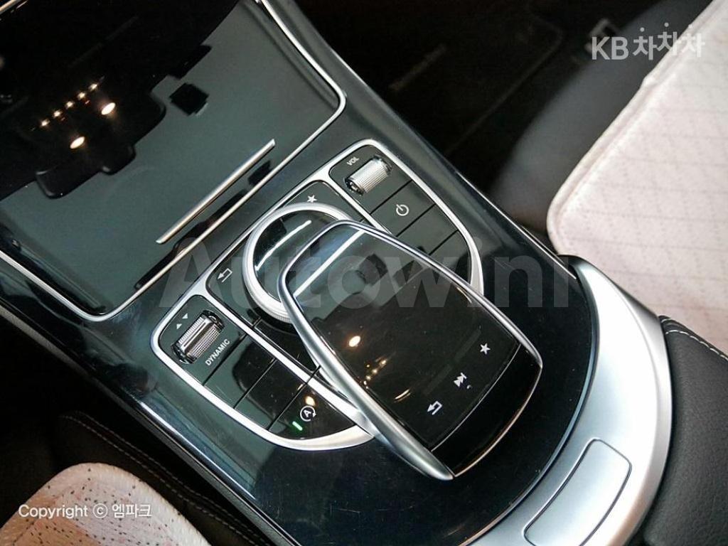 2017 MERCEDES BENZ  C-CLASS C220 CDI W204 SE - 13