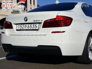 2016 BMW 5 SERIES 520D M AERODYNAMIC F10 - 17