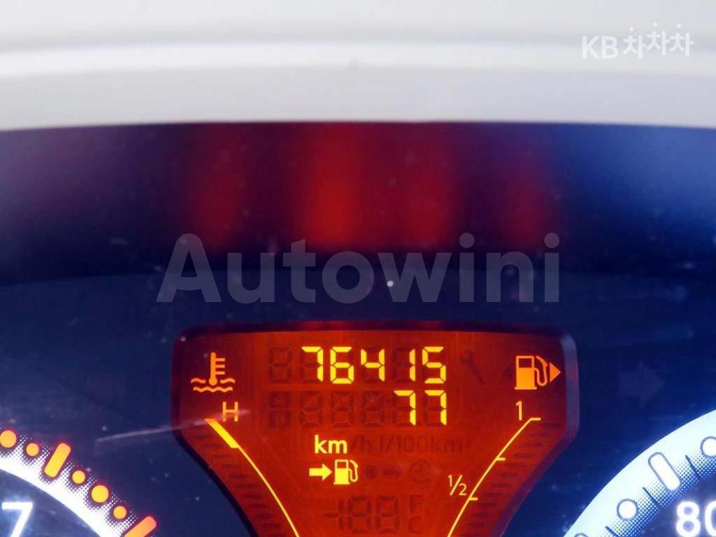 2012 NISSAN CUBE 1.8 S CVT - 7