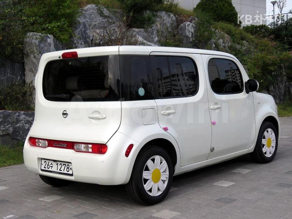 JN1AZ23E1DT015563 2013 NISSAN CUBE 1.8 SL CVT-3