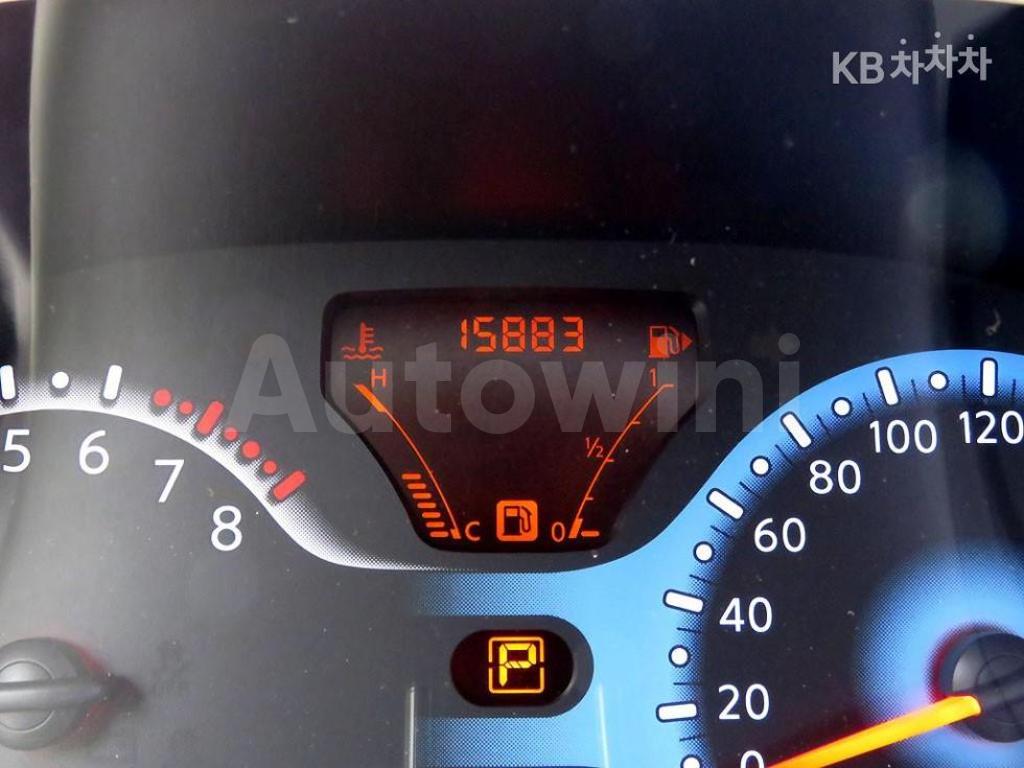 2013 NISSAN CUBE 1.8 SL CVT - 9