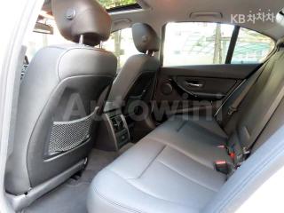2018 BMW 3 SERIES 320D F30(12~) - 18