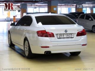 WBA5E5103GG071842 2016 BMW 5 SERIES 520D LUXURY F10 (14~)-3