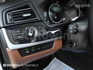 2016 BMW 5 SERIES 520D F10(10~16년) - 17