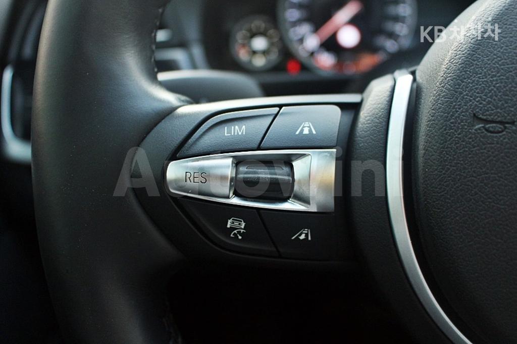 2016 BMW 5 SERIES 520D XDRIVE M AERODYNAMIC F10 - 12