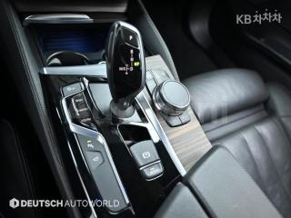 2017 BMW  5SERIES G30  520D M SPORT PLUS - 9