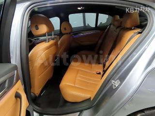 2017 BMW  5SERIES G30  530I XDRIVE M SPORT - 7