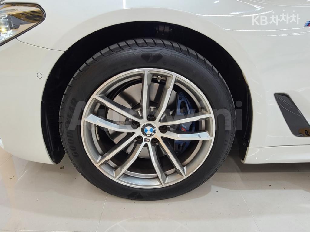 2017 BMW  5SERIES G30  530I M SPORT PLUS - 22