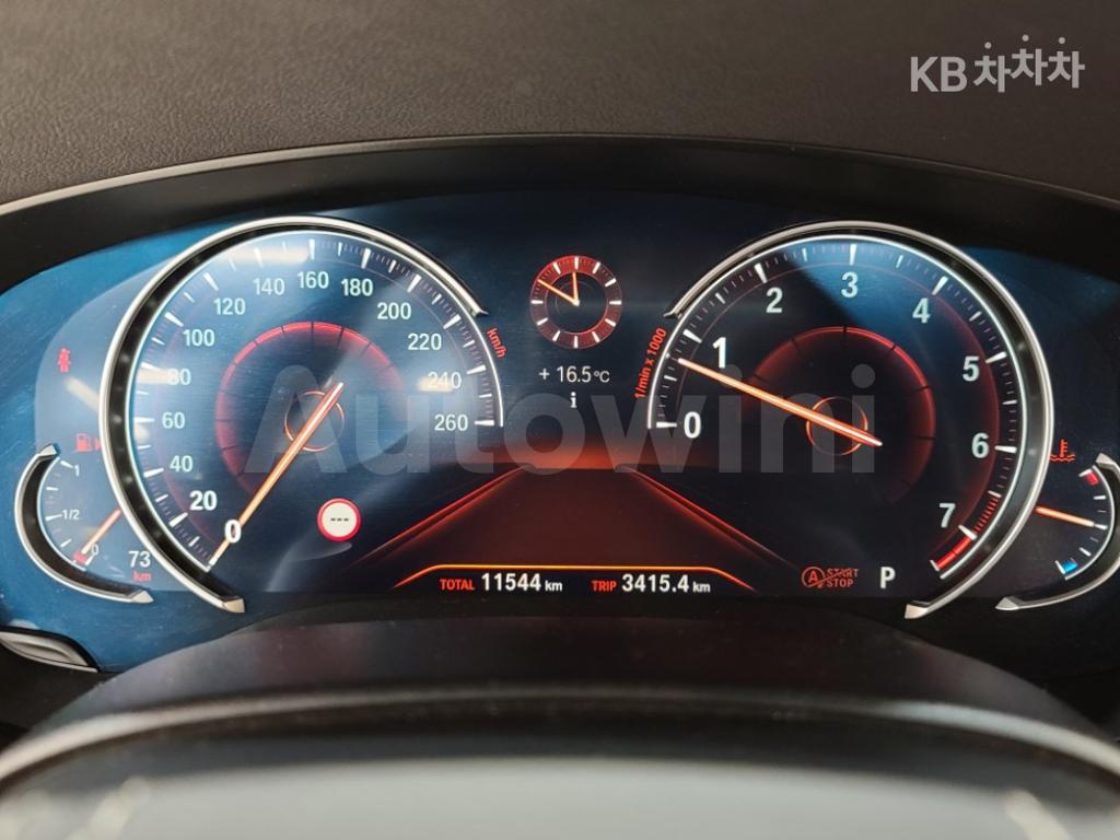 2017 BMW  5SERIES G30  530I M SPORT PLUS - 7