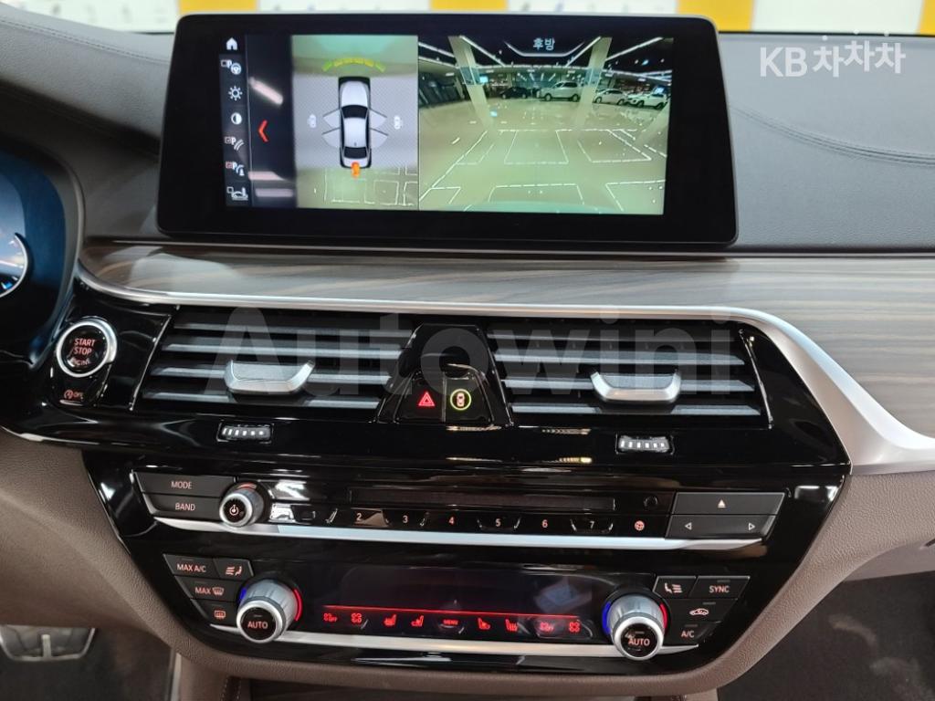 2017 BMW  5SERIES G30  530I M SPORT PLUS - 8