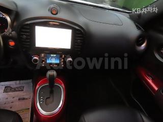 2015 NISSAN JUKE 1.6 SV - 12