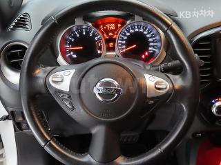 2015 NISSAN JUKE 1.6 SV - 17