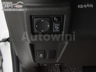 2012 NISSAN CUBE 1.8 - 18