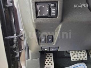 2011 NISSAN CUBE 1.8 - 19