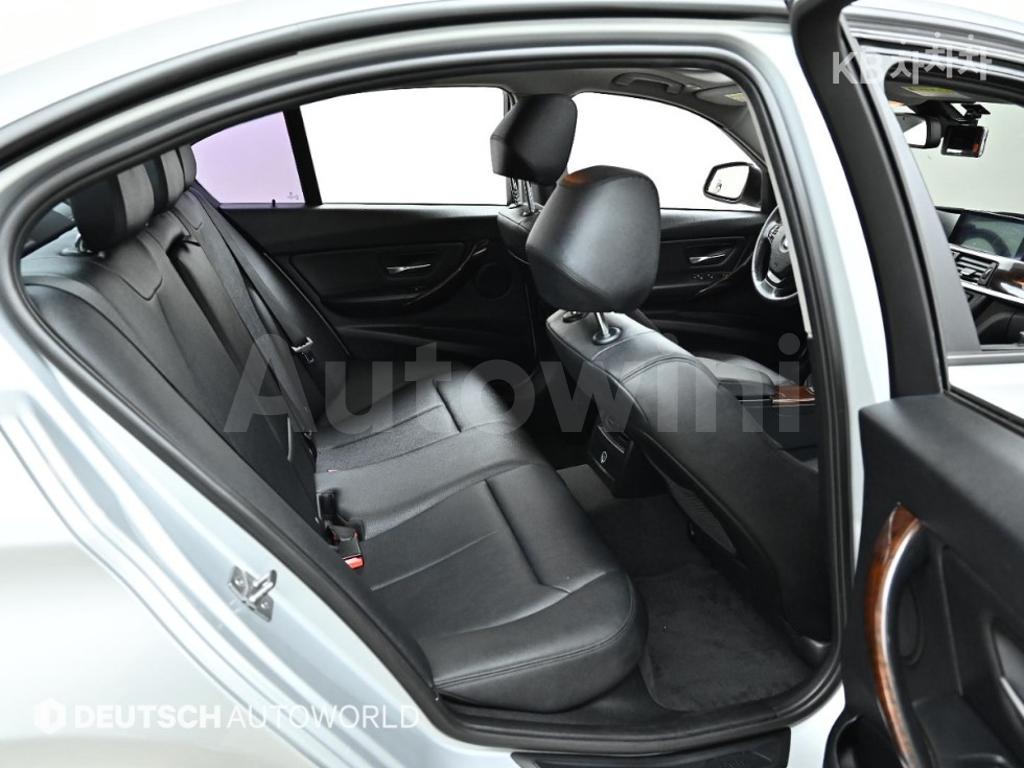 2012 BMW 3 SERIES 320D F30(12~) - 12
