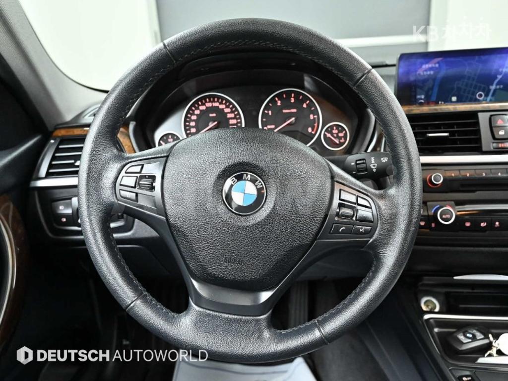 2012 BMW 3 SERIES 320D F30(12~) - 13