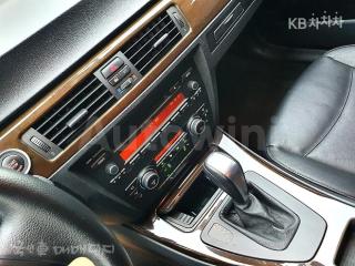 2011 BMW 3 SERIES 320I SEDAN SE E90(05~11) - 12