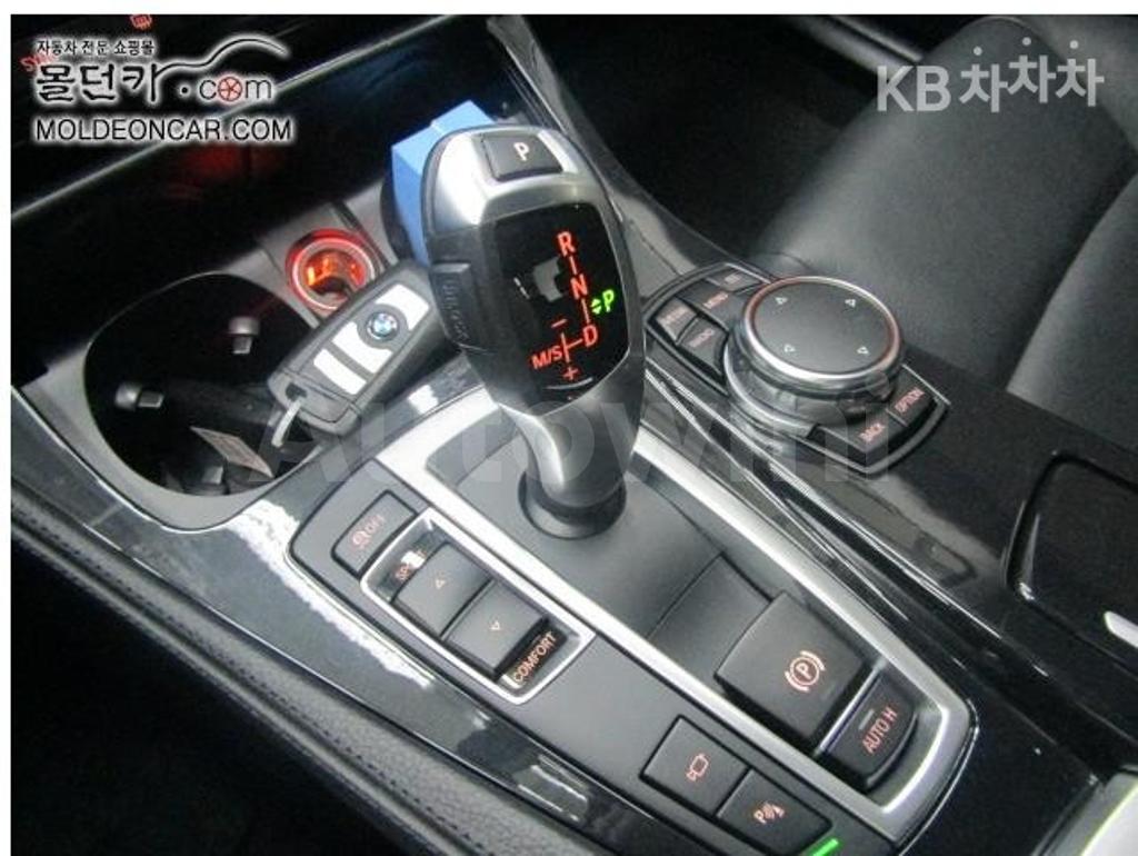 2016 BMW 5 SERIES 520D F10(10~16년) - 15