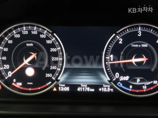 WBA5E5100GG200619 2016 BMW 5 SERIES 520D F10(10~16년)-5