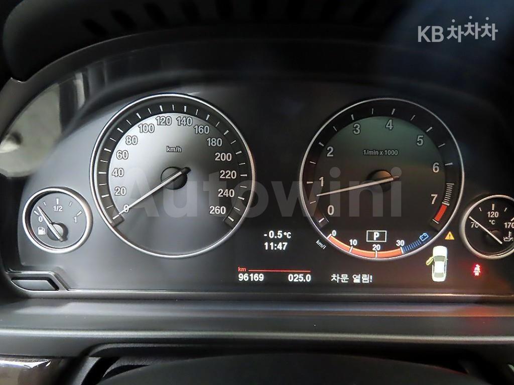 2011 BMW 5 SERIES 528I F10 (10~16년) - 9