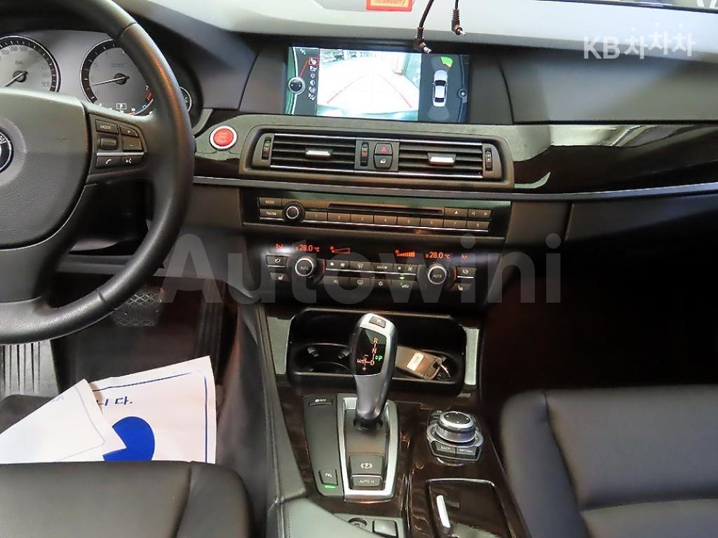 2011 BMW 5 SERIES 528I F10 (10~16년) - 11