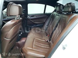 2017 BMW  5SERIES G30  530I M SPORT PLUS - 9