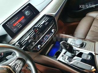 2017 BMW  5SERIES G30  530I M SPORT PLUS - 10