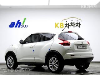 2014 NISSAN JUKE 1.6 S - 24
