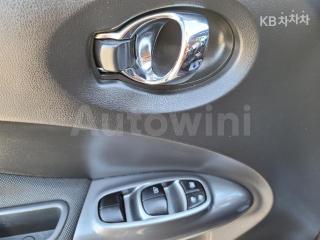2017 NISSAN JUKE 1.6 SV - 7