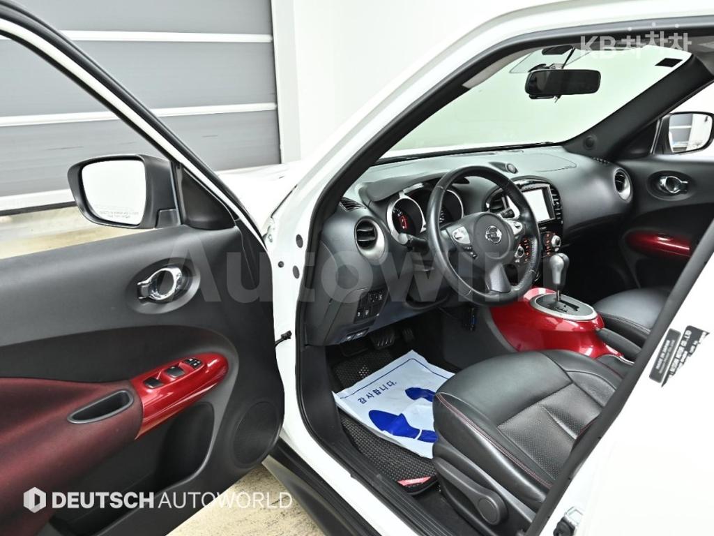 2015 NISSAN JUKE 1.6 SV - 11